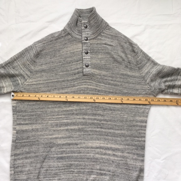 Banana Republic light Gray Mens sweater size L - Picture 4 of 7